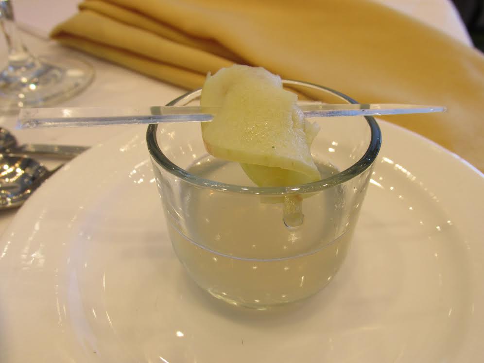 Granny Smith Apple with Ginger and Grapefruit. Paired with Berliner Weisse, Napoleon Complex by the Brewers Association Team Homebrew.