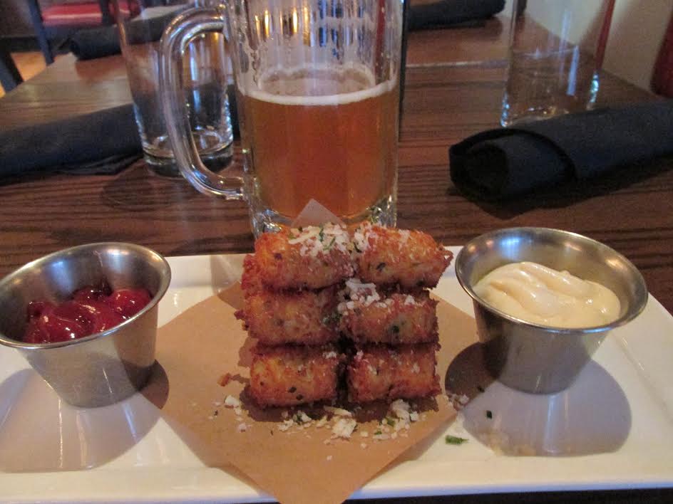 Mmm...tots. With a Union Jack IPA from Firestone Walker.